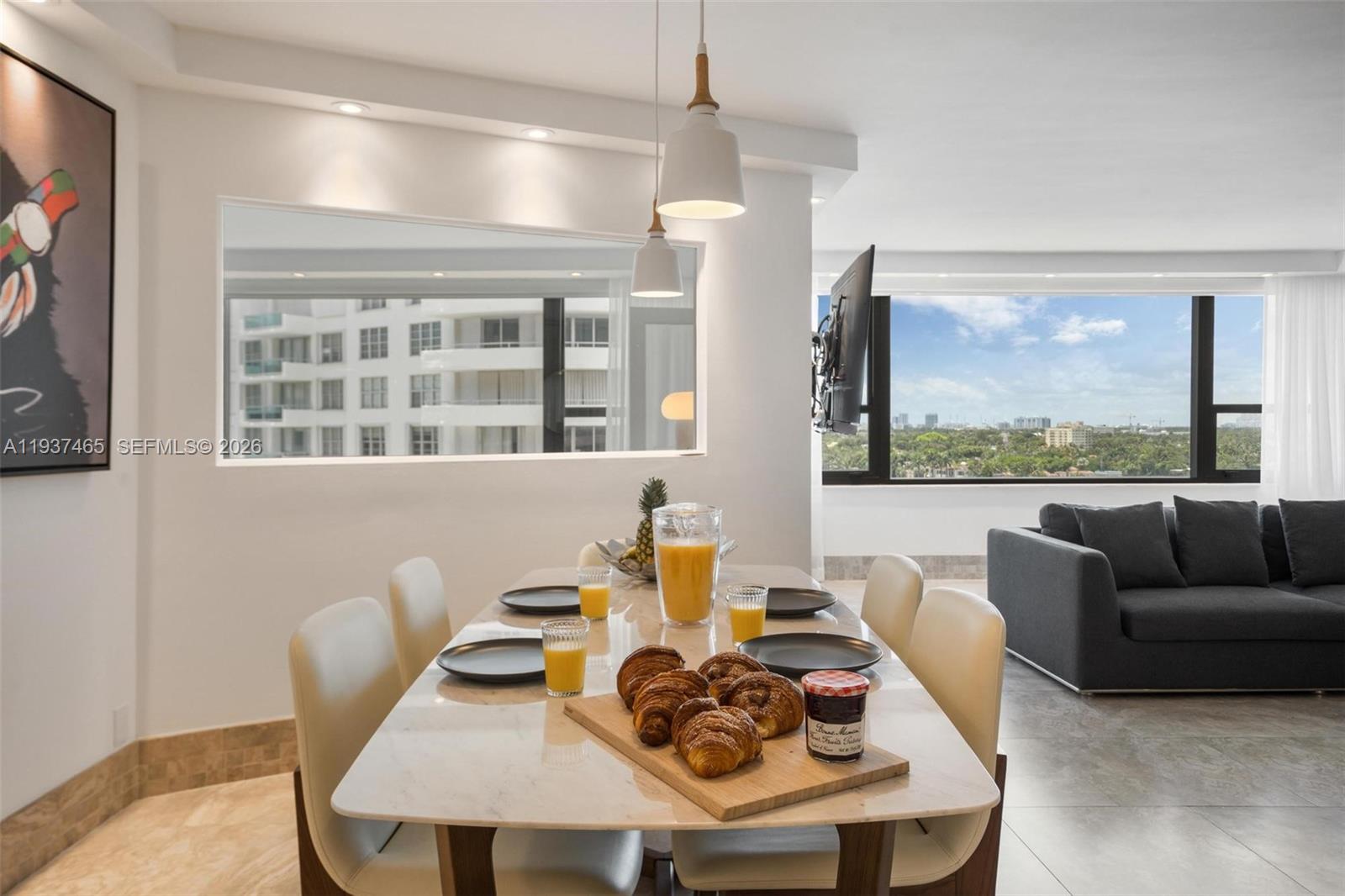 THE ALEXANDER CONDO - Residential