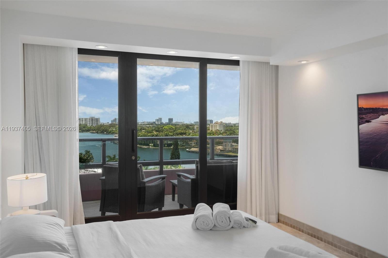 THE ALEXANDER CONDO - Residential