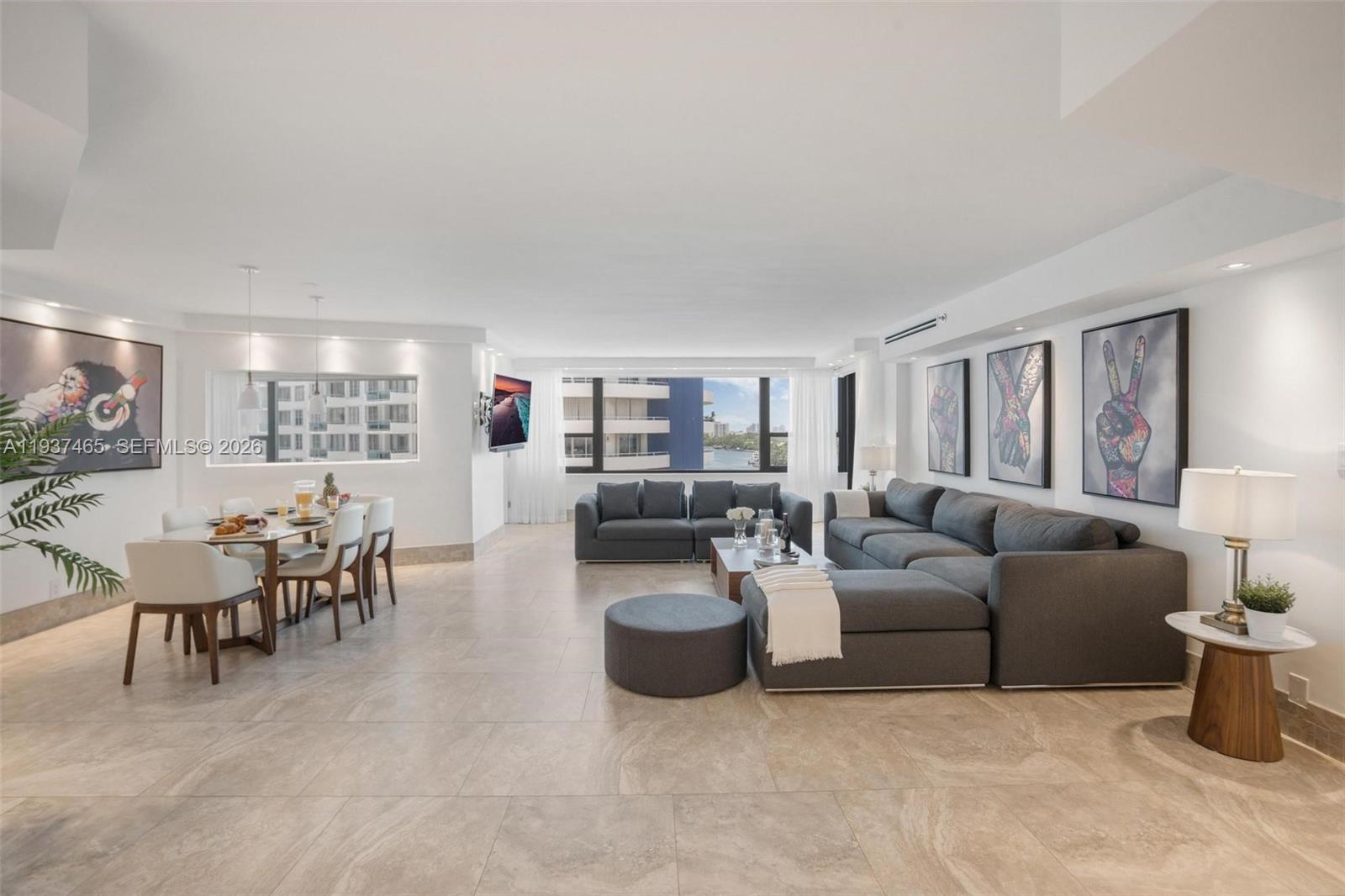 THE ALEXANDER CONDO - Residential