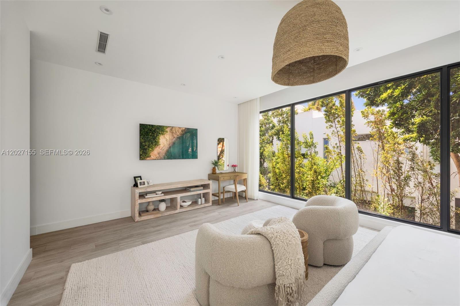 PALM TERRACE - Residential