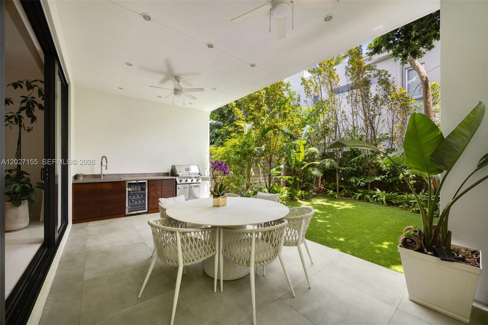 PALM TERRACE - Residential