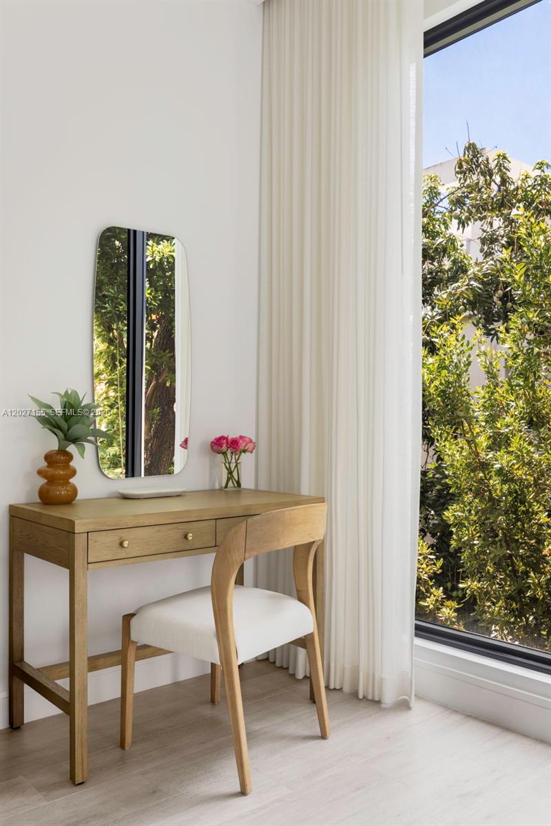PALM TERRACE - Residential