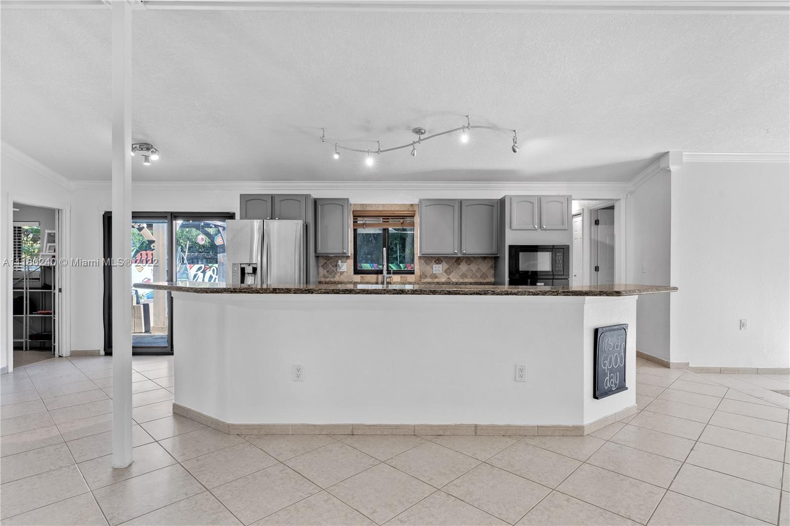 RIVERLAND VILLAGE SEC ONE - Residential Lease