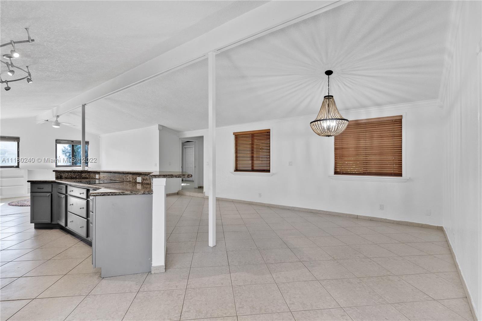 RIVERLAND VILLAGE SEC ONE - Residential Lease