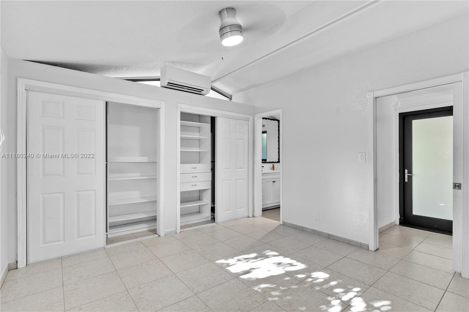 RIVERLAND VILLAGE SEC ONE - Residential Lease