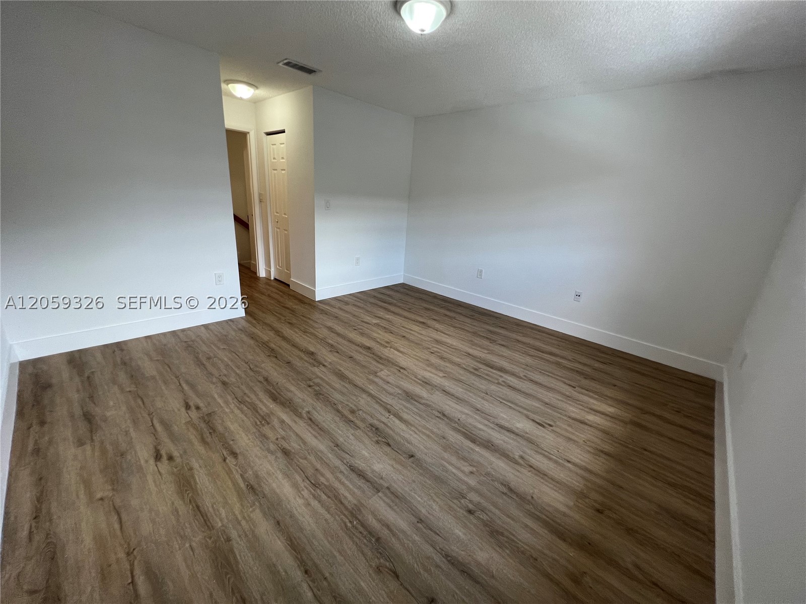 SOUTH LAKES VILLAGE II CO - Residential