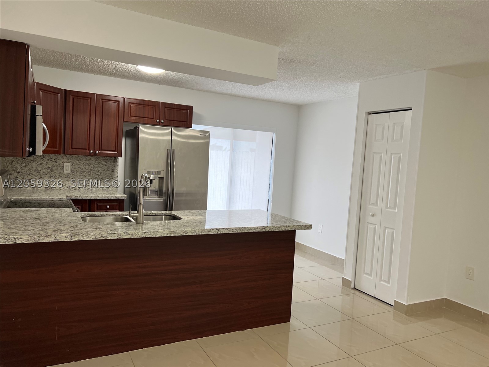 SOUTH LAKES VILLAGE II CO - Residential