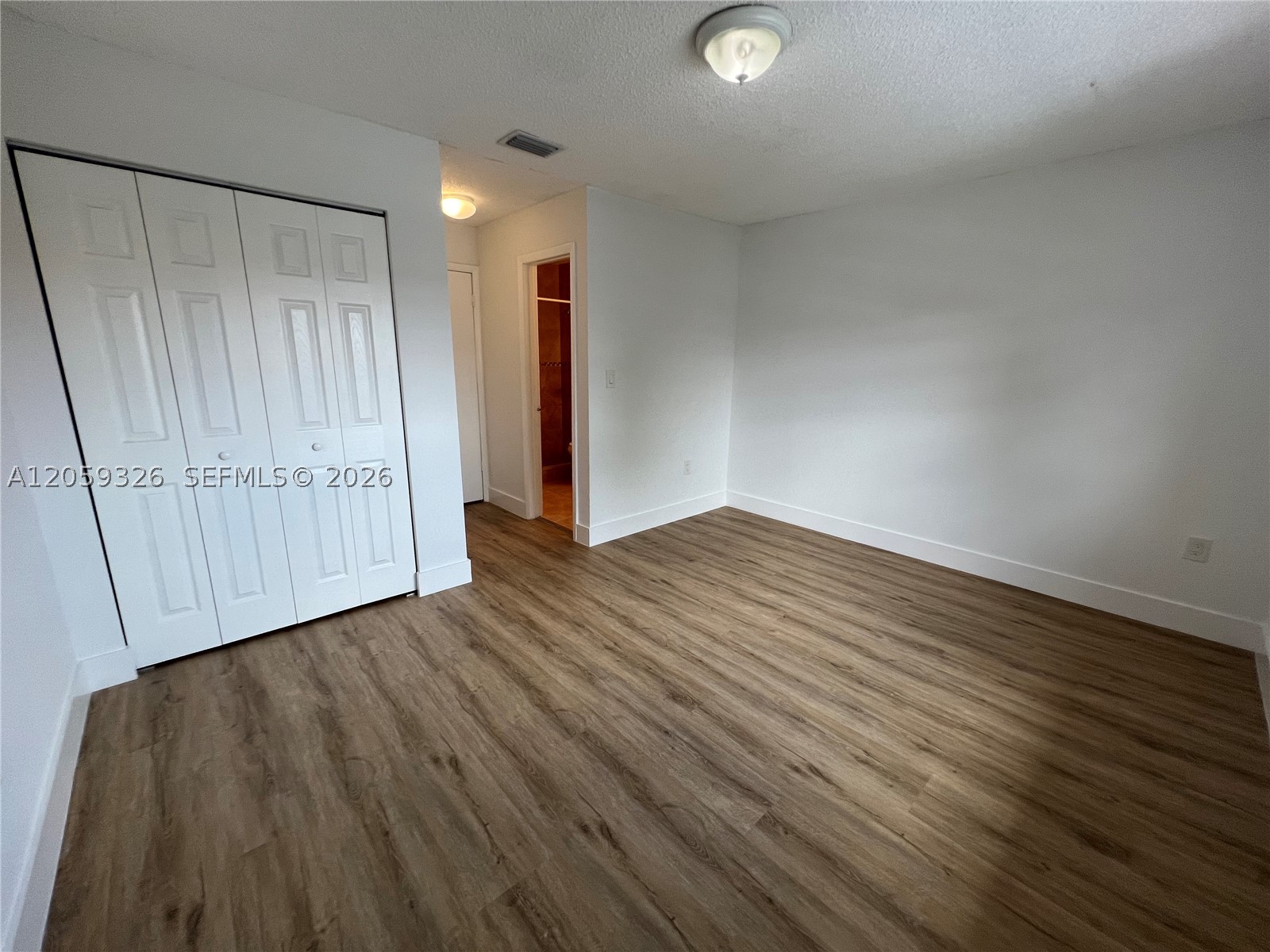 SOUTH LAKES VILLAGE II CO - Residential