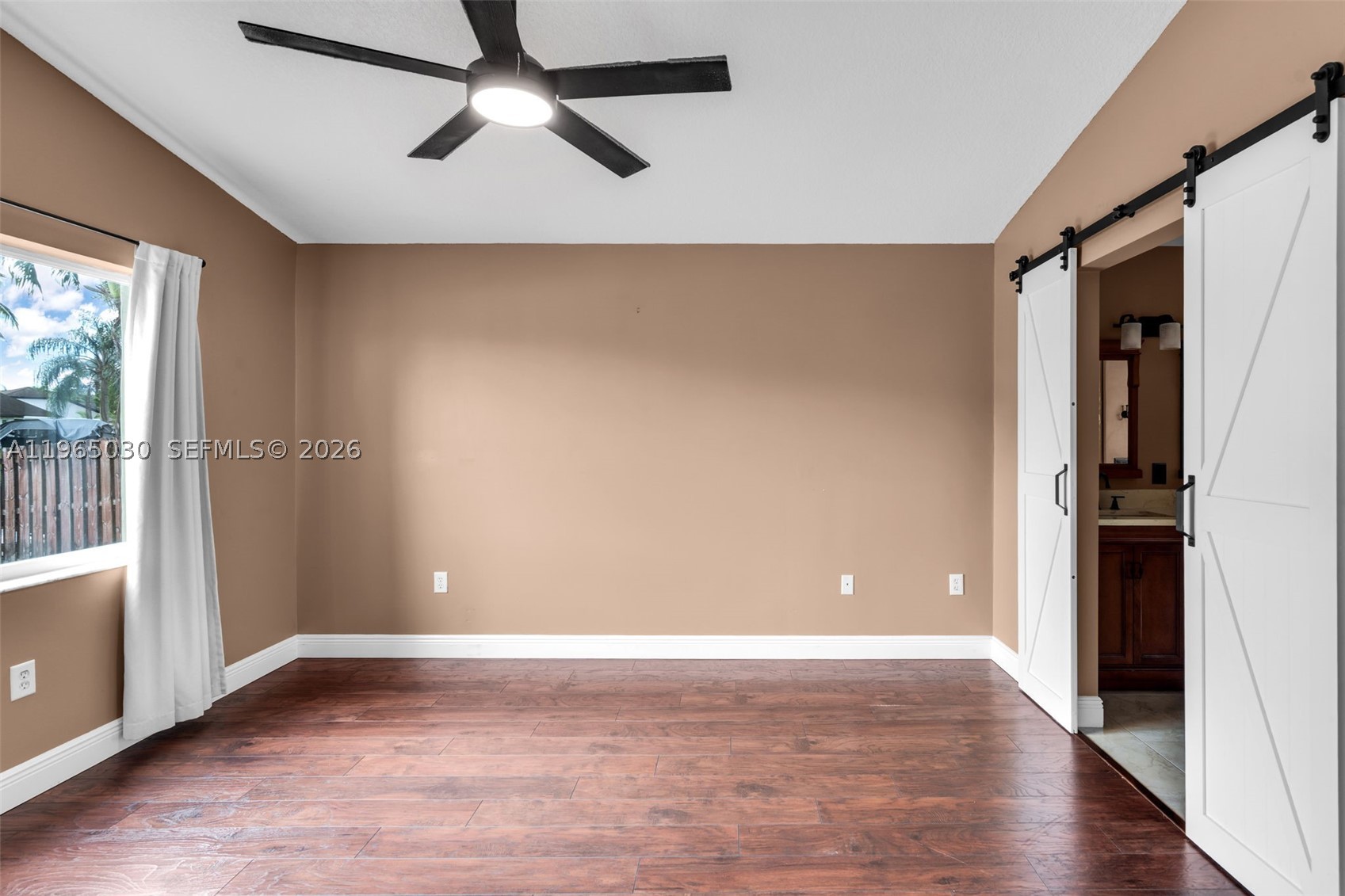 GROVE COMMERCIAL CENTER - Residential