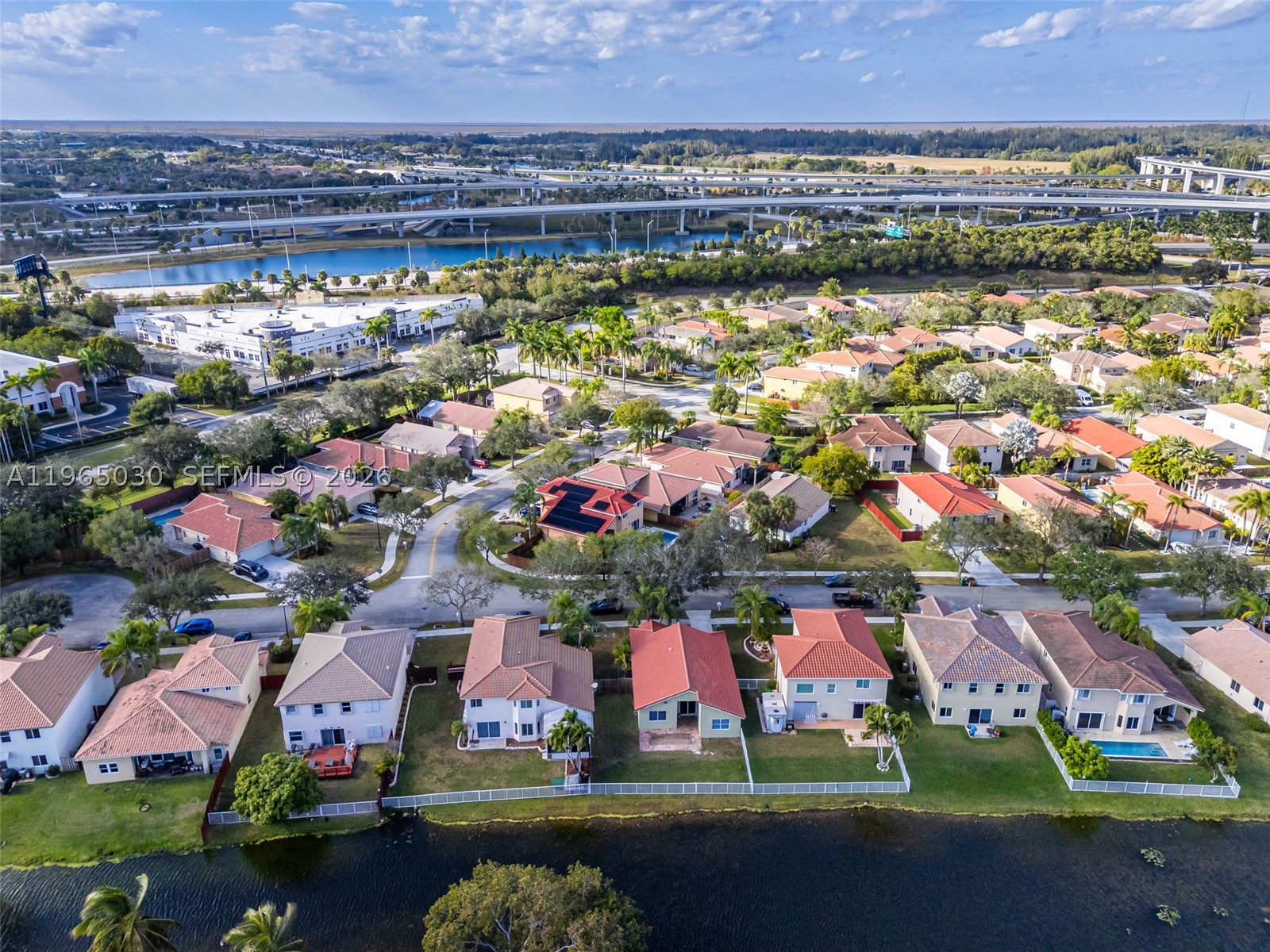 GROVE COMMERCIAL CENTER - Residential