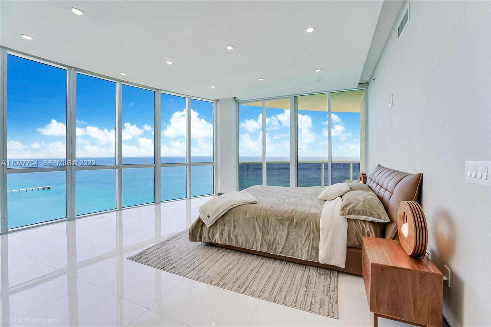 TDR TOWER II CONDO - Residential