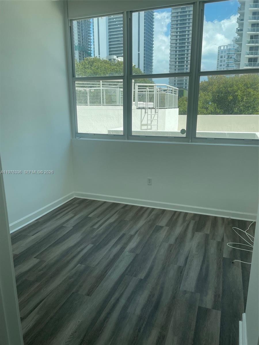 EDGEWATER LOFTS CONDO - Residential Lease