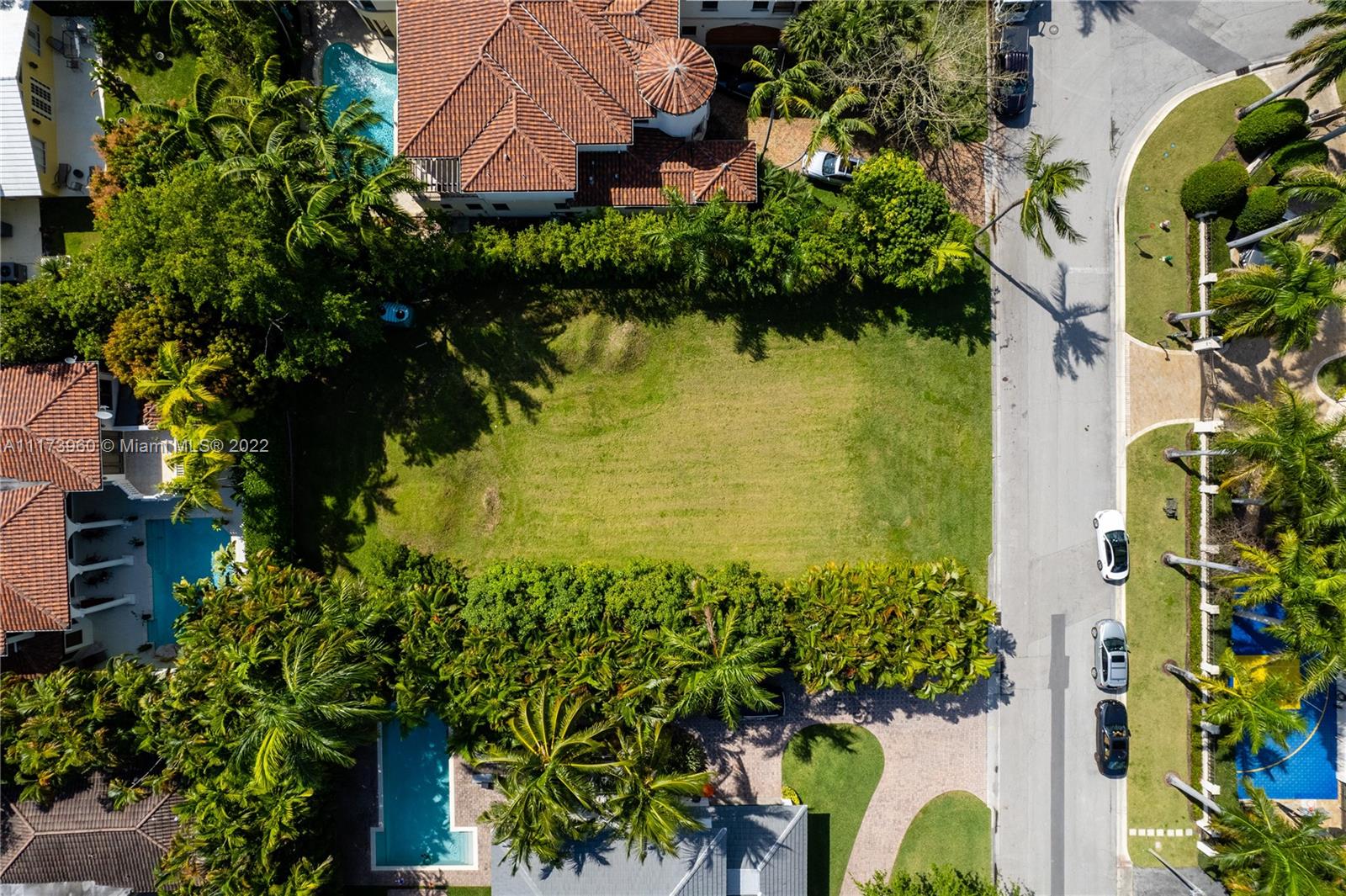 BAL HARBOUR RESIDENTIAL S - Land