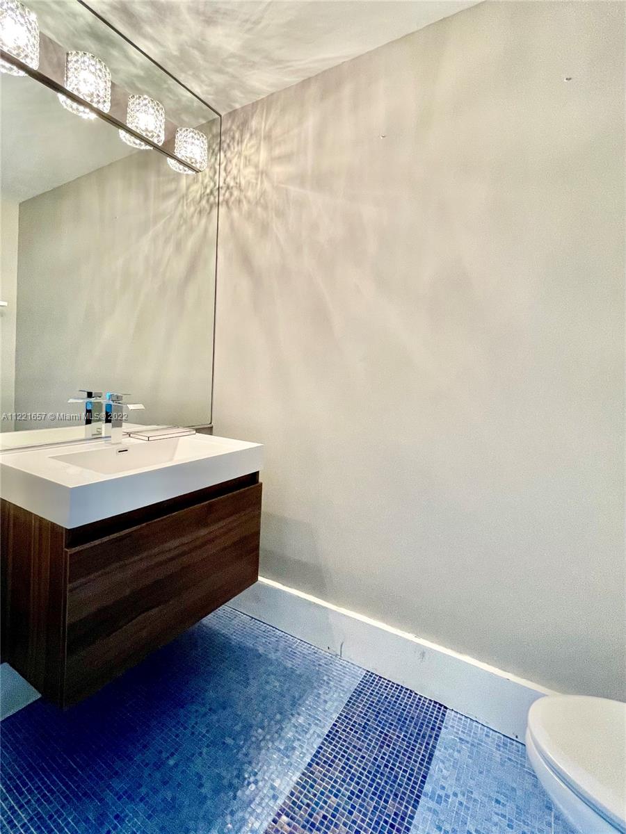 INFINITY AT BRICKELL COND - Residential Lease