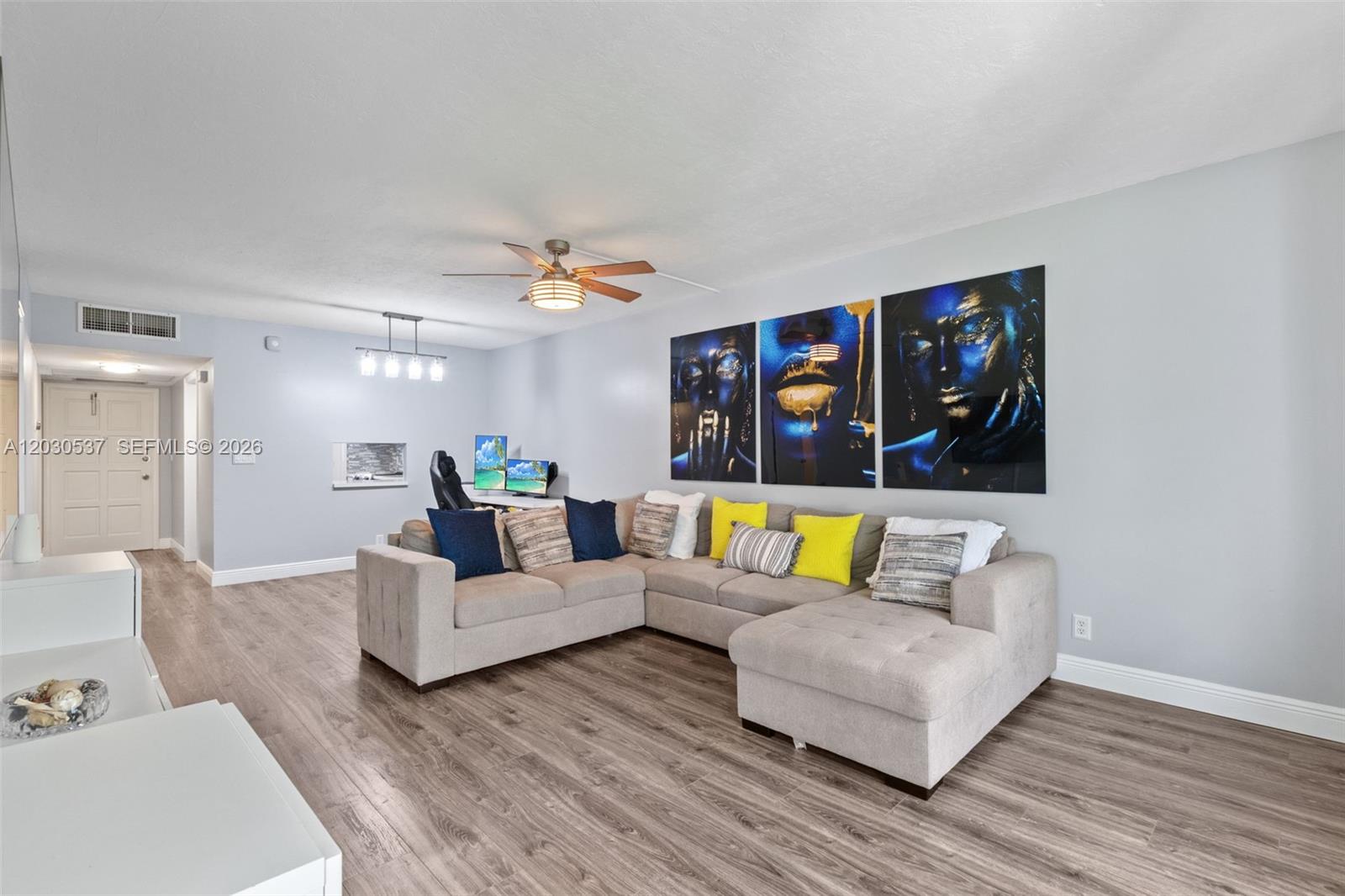 NO 1 PALM-AIRE COUNTRY CL - Residential