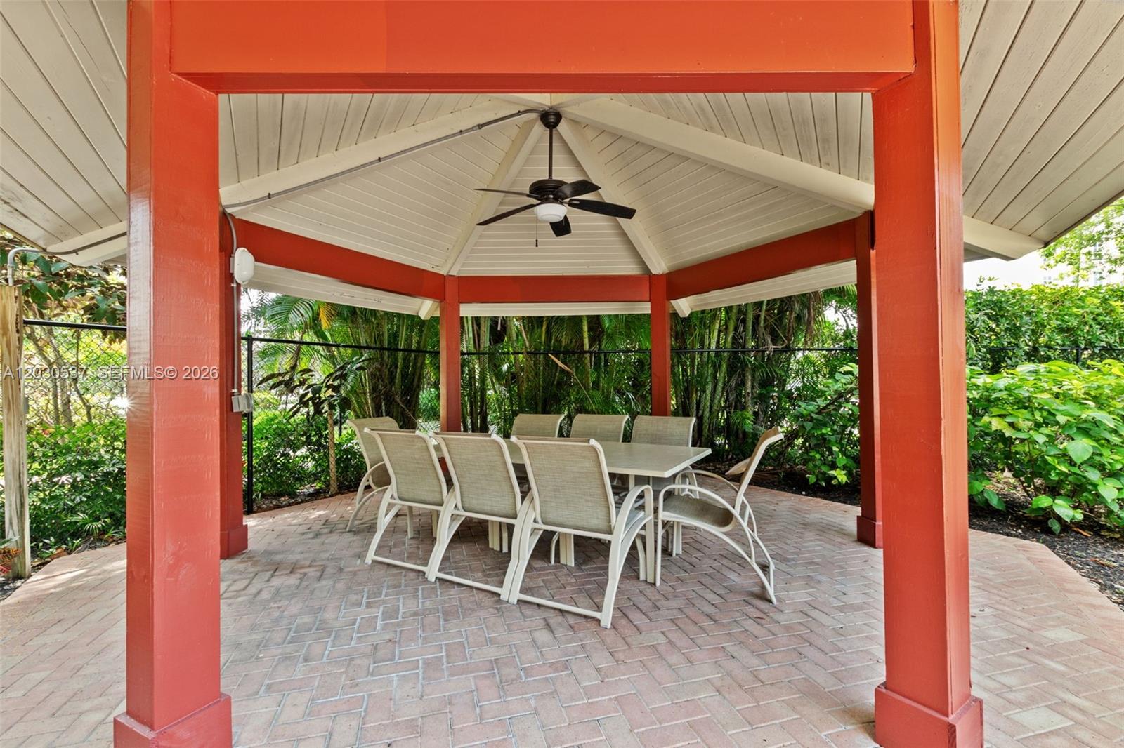 NO 1 PALM-AIRE COUNTRY CL - Residential