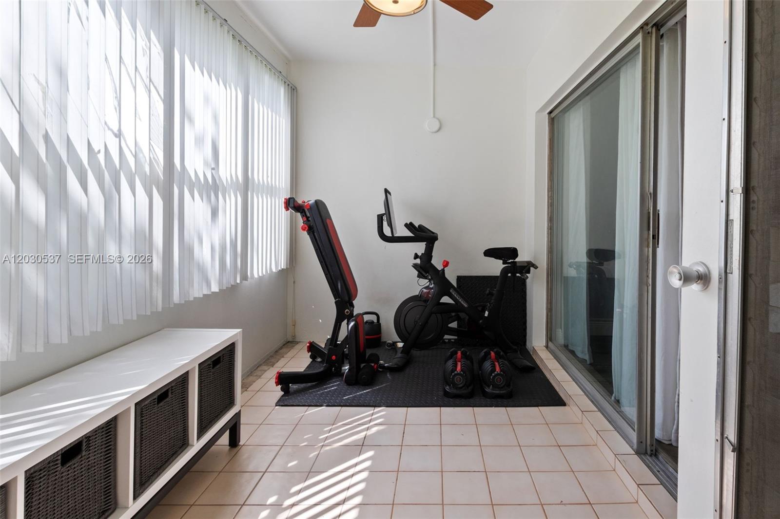 NO 1 PALM-AIRE COUNTRY CL - Residential