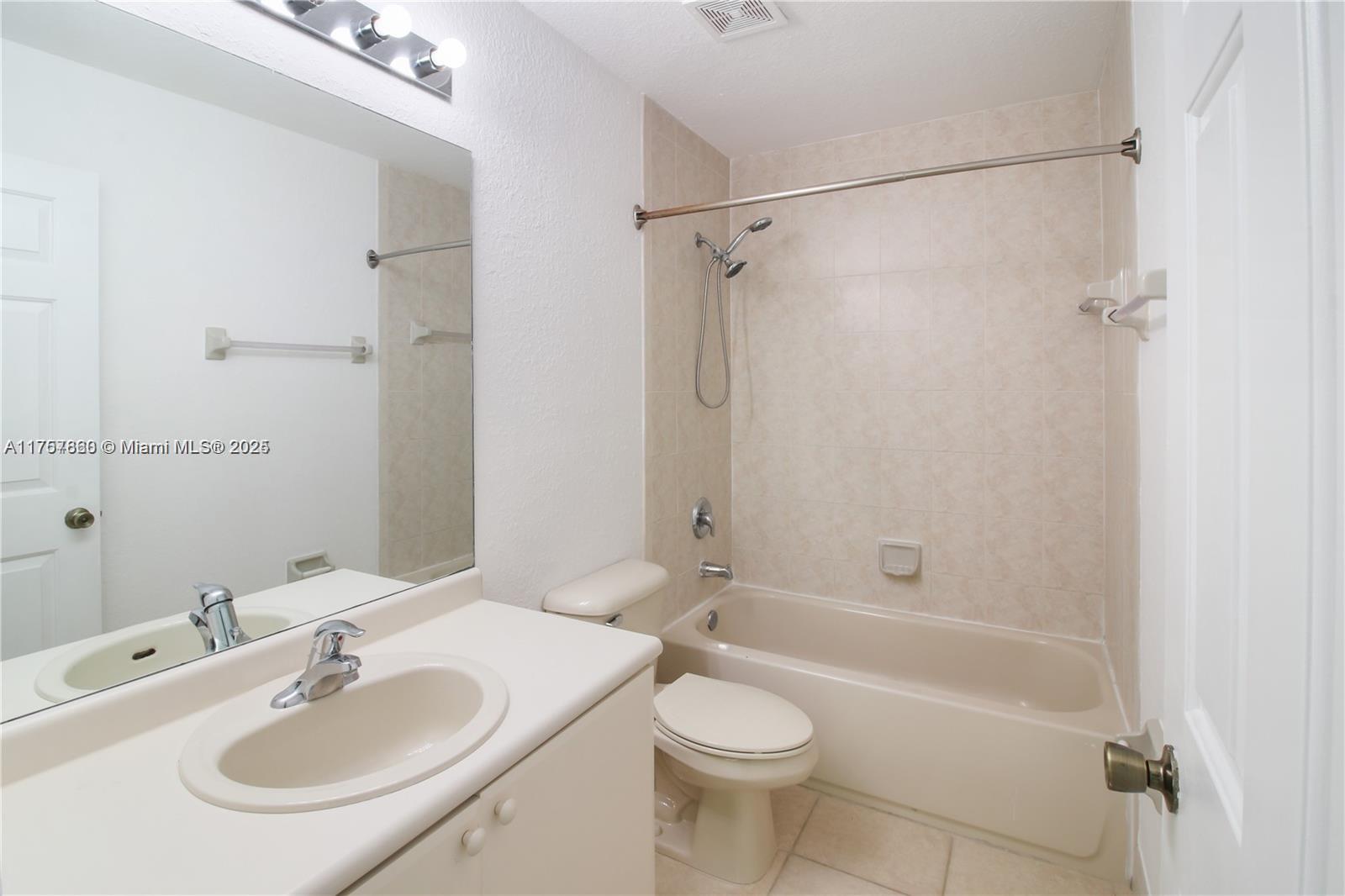 SHOMA TOWNHOMES AT KEYSCO - Residential Lease