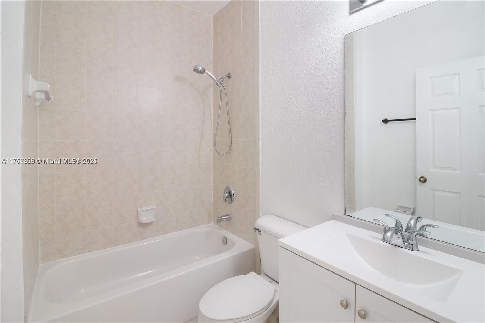 SHOMA TOWNHOMES AT KEYSCO - Residential Lease