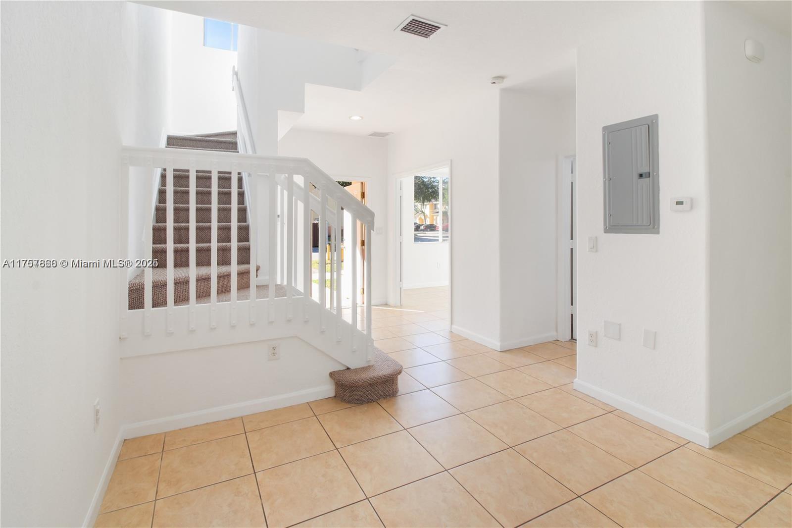 SHOMA TOWNHOMES AT KEYSCO - Residential Lease