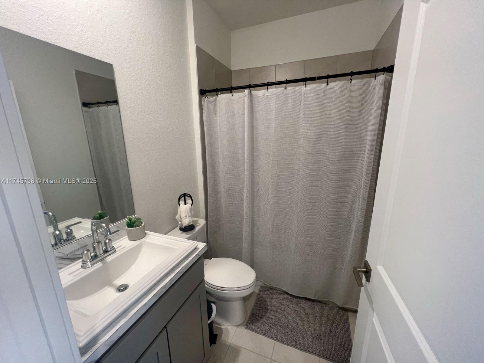 FVP SUBDIVISION - Residential Lease