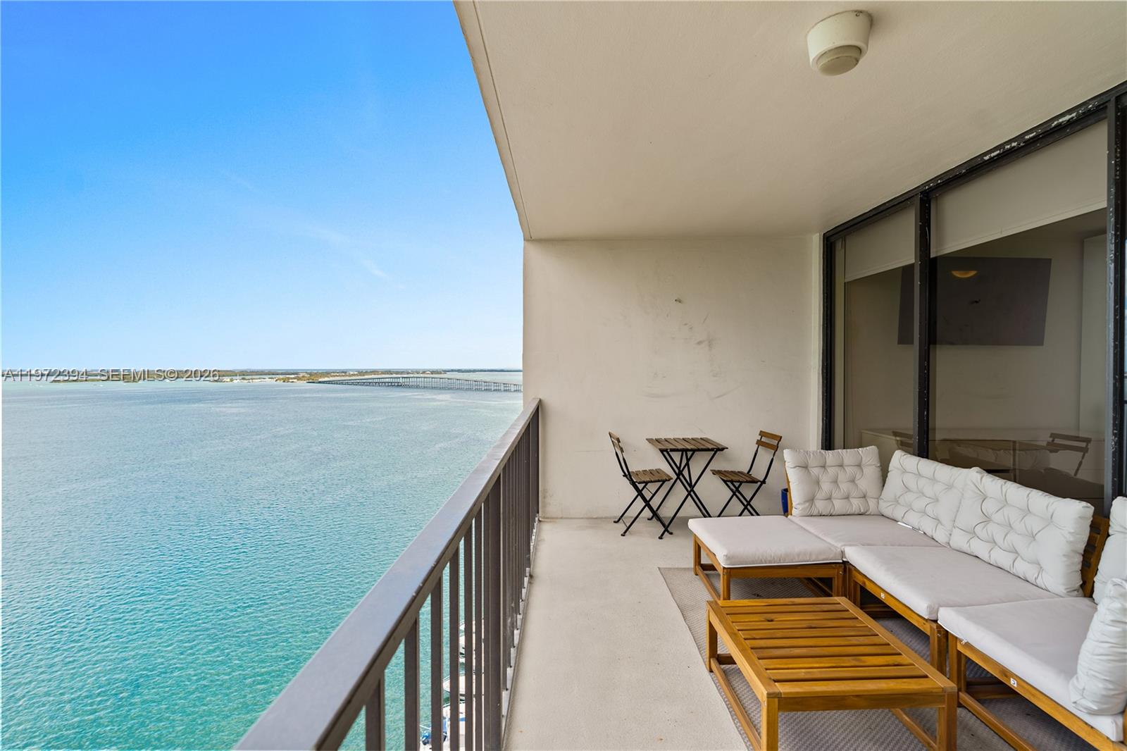 BRICKELL PLACE CONDO - Residential Lease