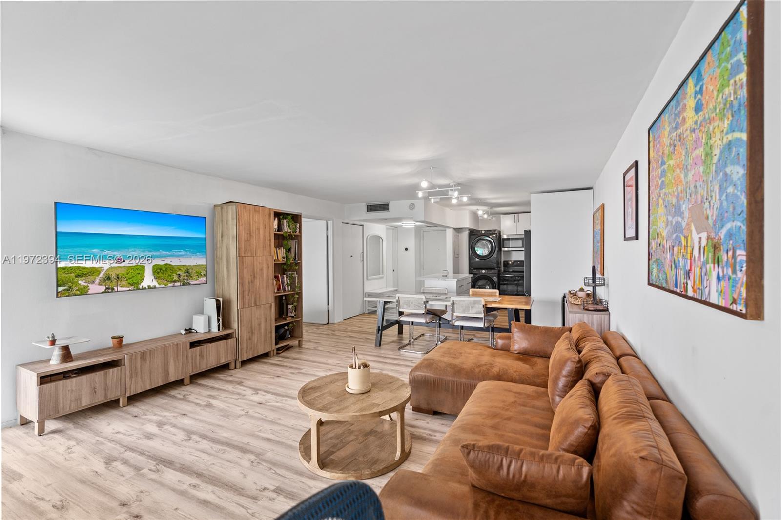 BRICKELL PLACE CONDO - Residential Lease