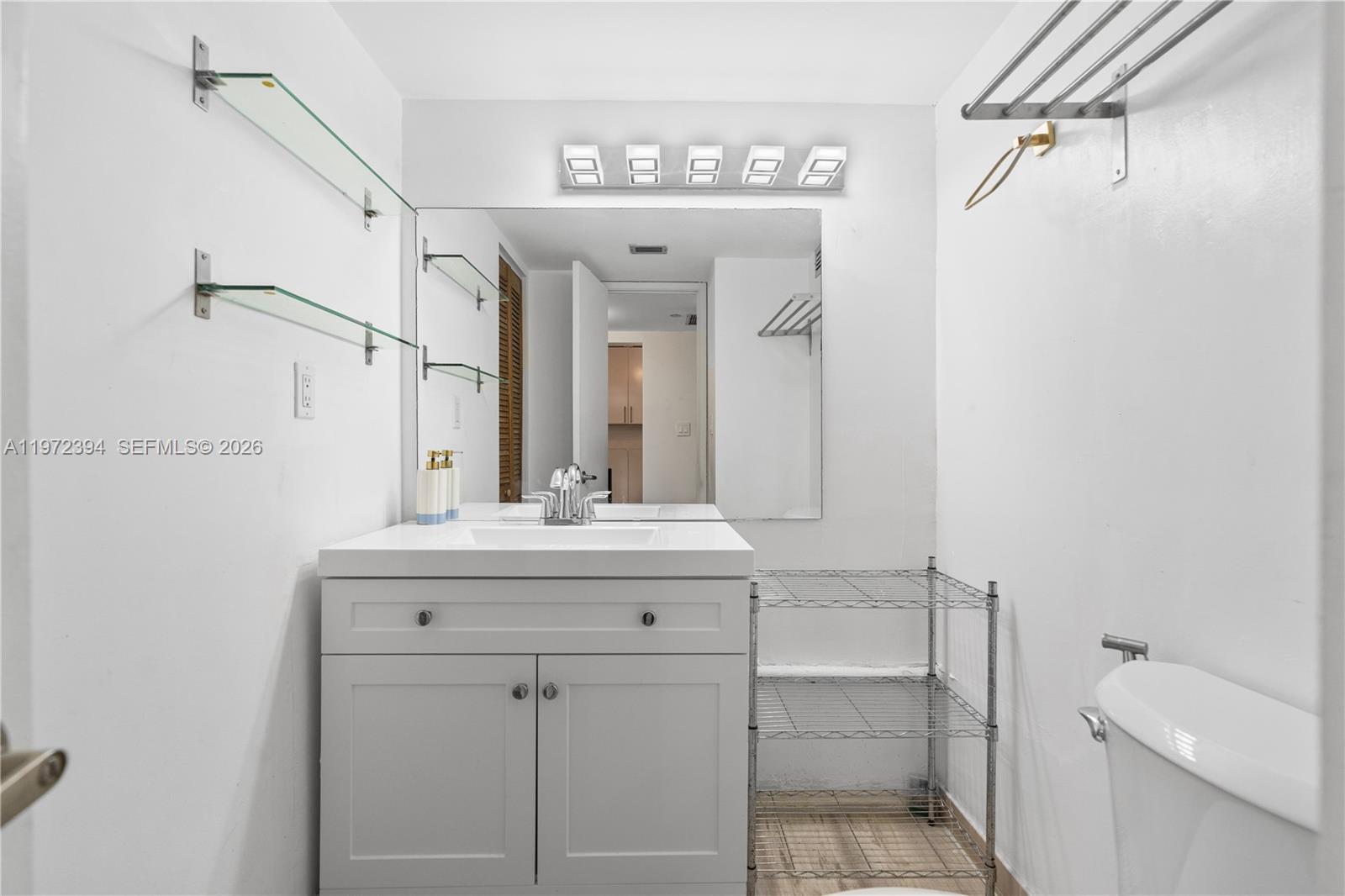 BRICKELL PLACE CONDO - Residential Lease