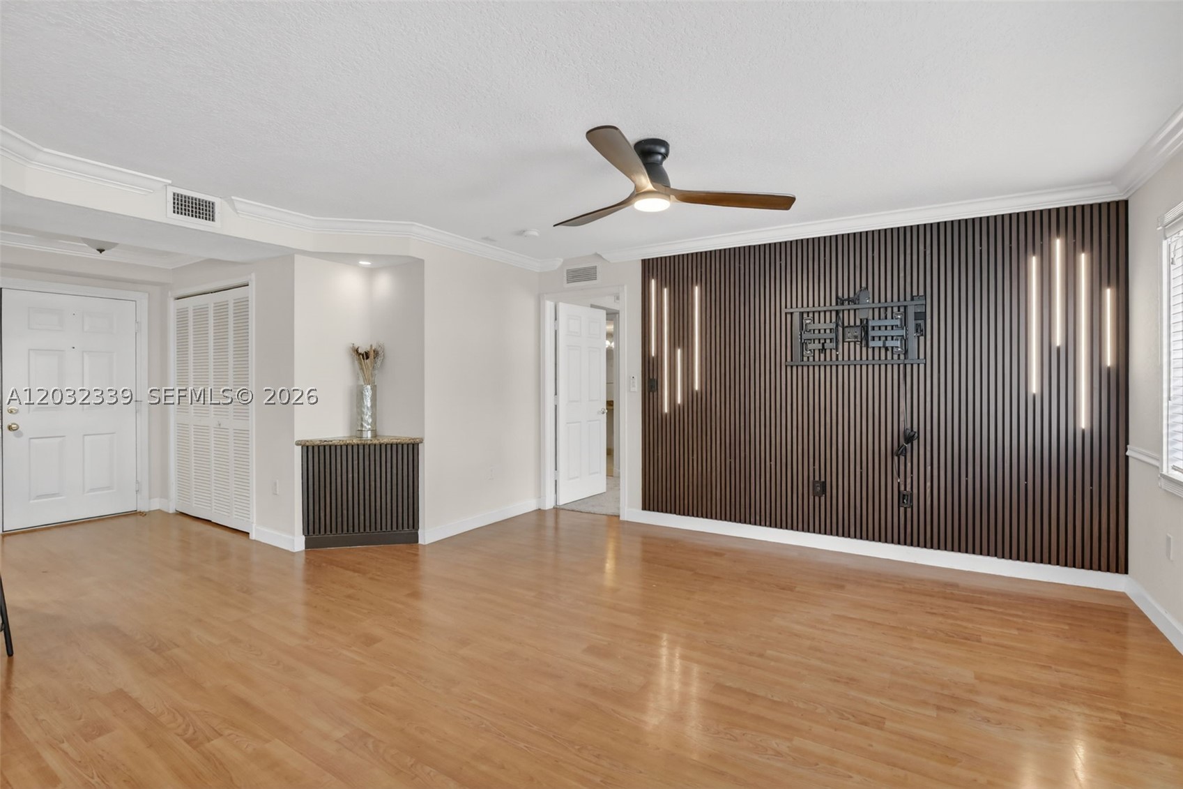 PINE CREST VILLAGE II AT - Residential