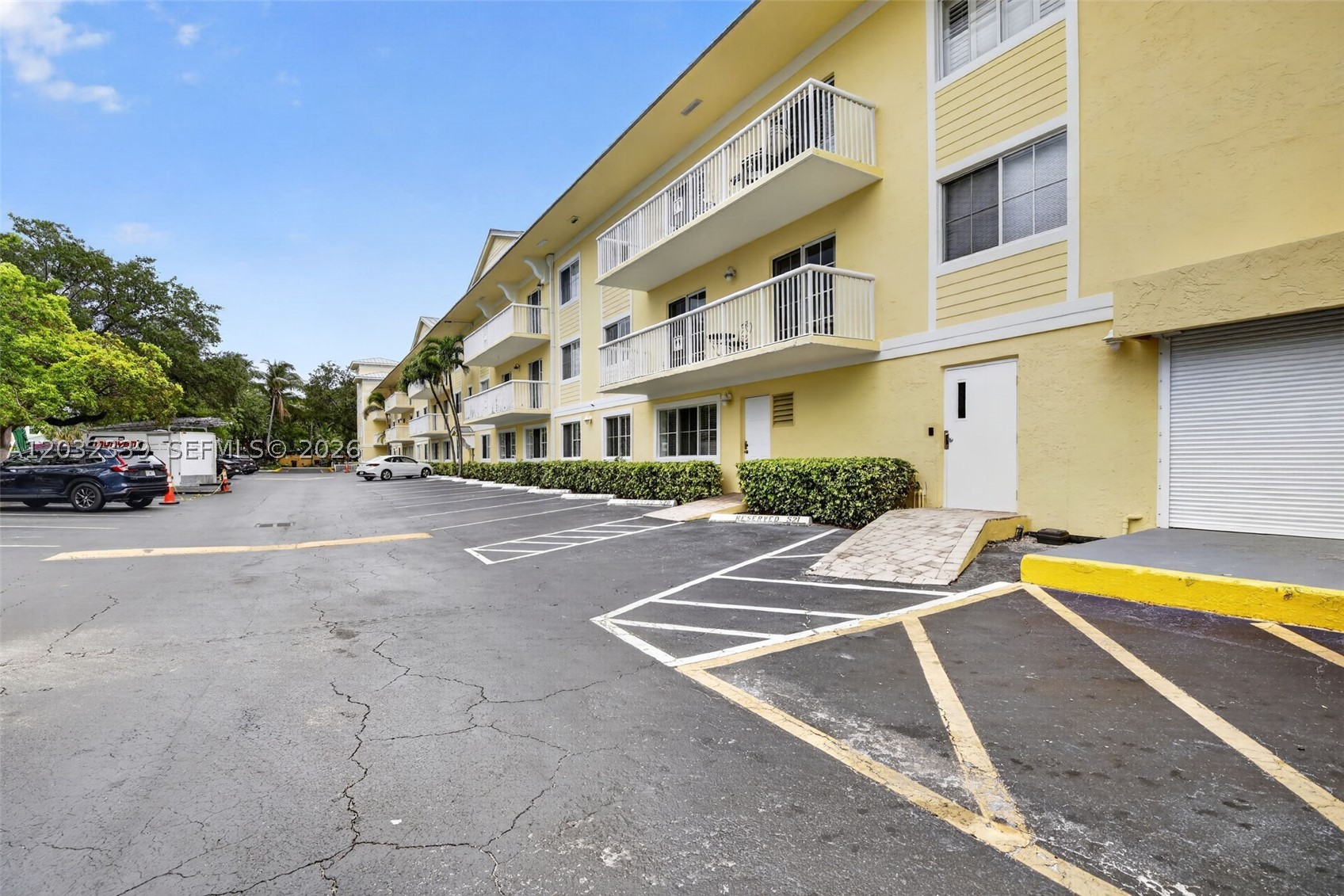 PINE CREST VILLAGE II AT - Residential