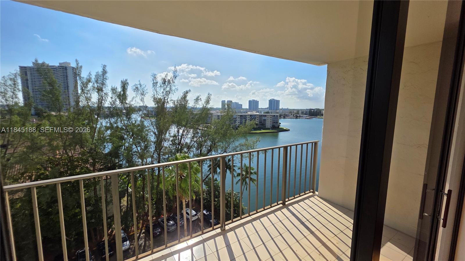 THE CLIPPER AT BISC COVE - Residential Lease