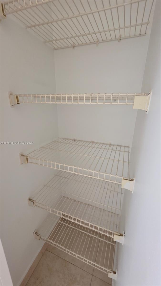 THE CLIPPER AT BISC COVE - Residential Lease