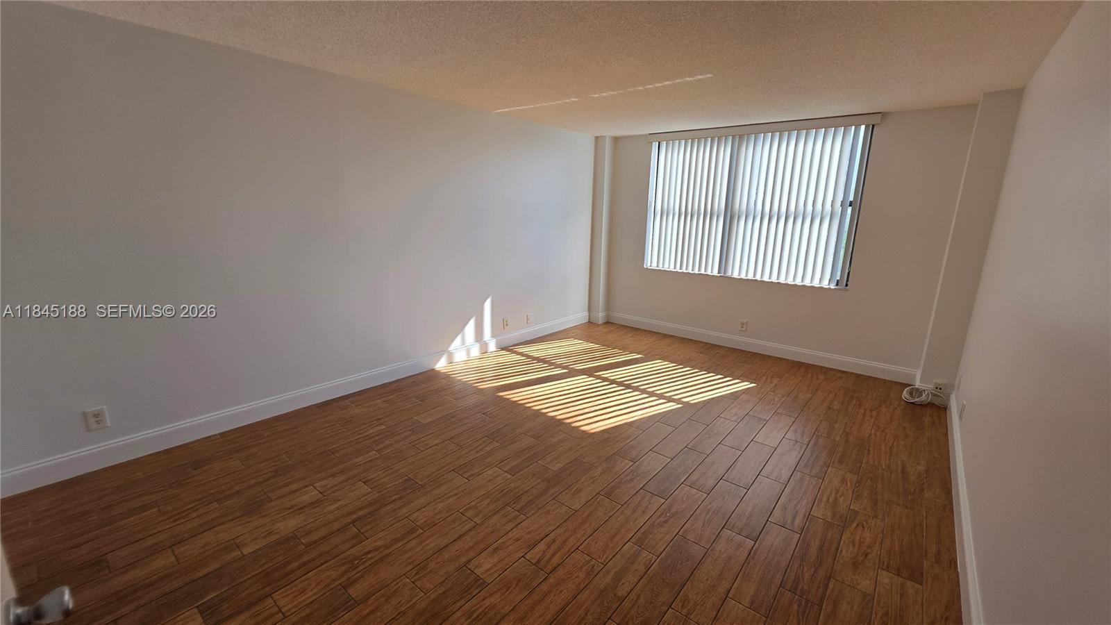 THE CLIPPER AT BISC COVE - Residential Lease