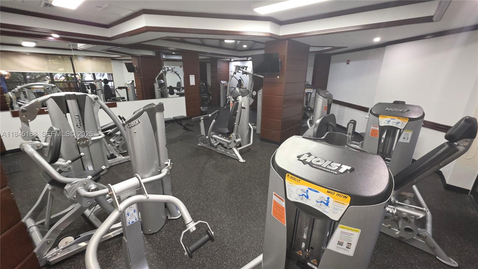 THE CLIPPER AT BISC COVE - Residential Lease