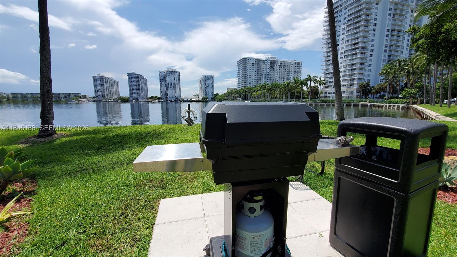 THE CLIPPER AT BISC COVE - Residential Lease