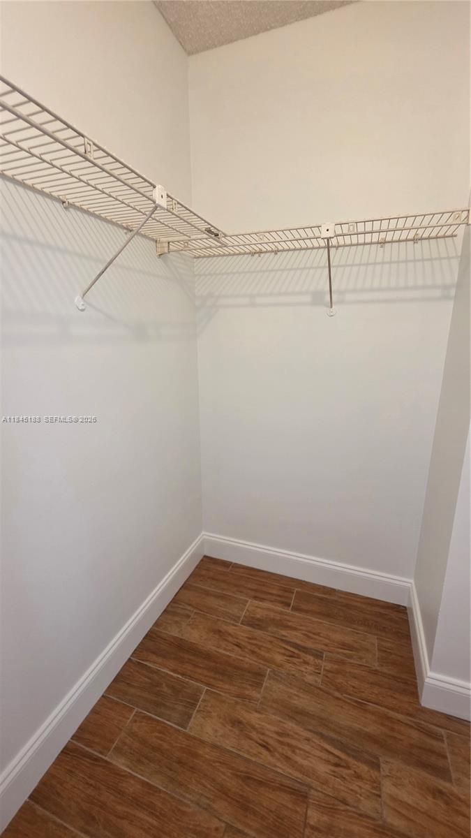 THE CLIPPER AT BISC COVE - Residential Lease