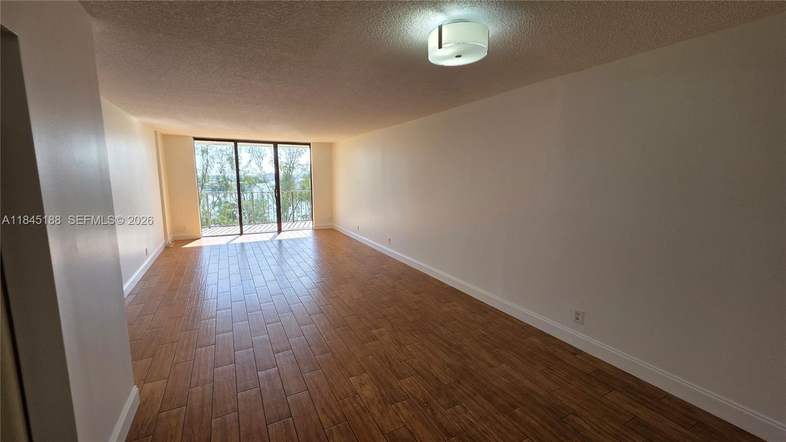 THE CLIPPER AT BISC COVE - Residential Lease