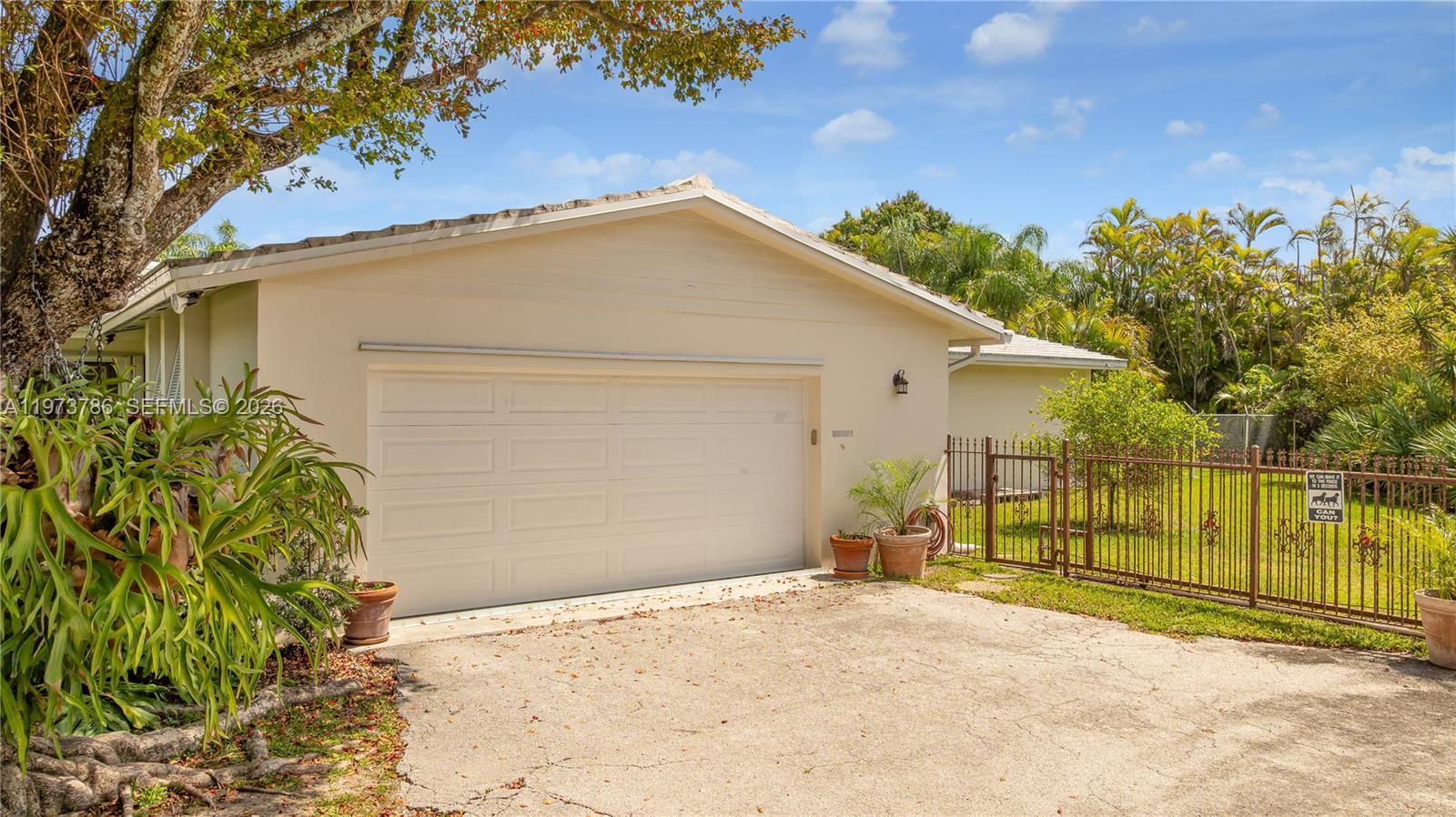OLD CUTLER ESTATES SEC 1 - Residential
