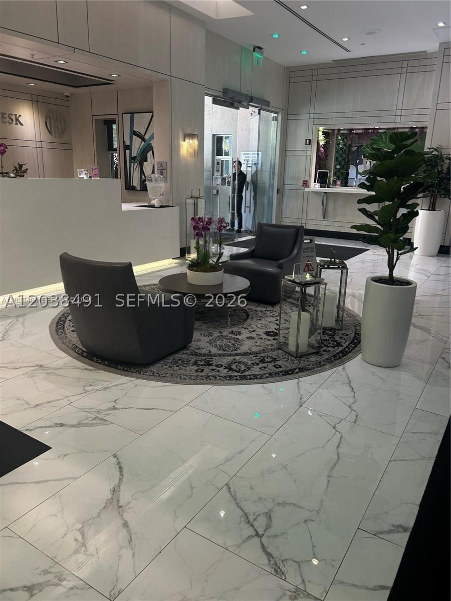 FORTUNE HOUSE CONDO - Residential Lease