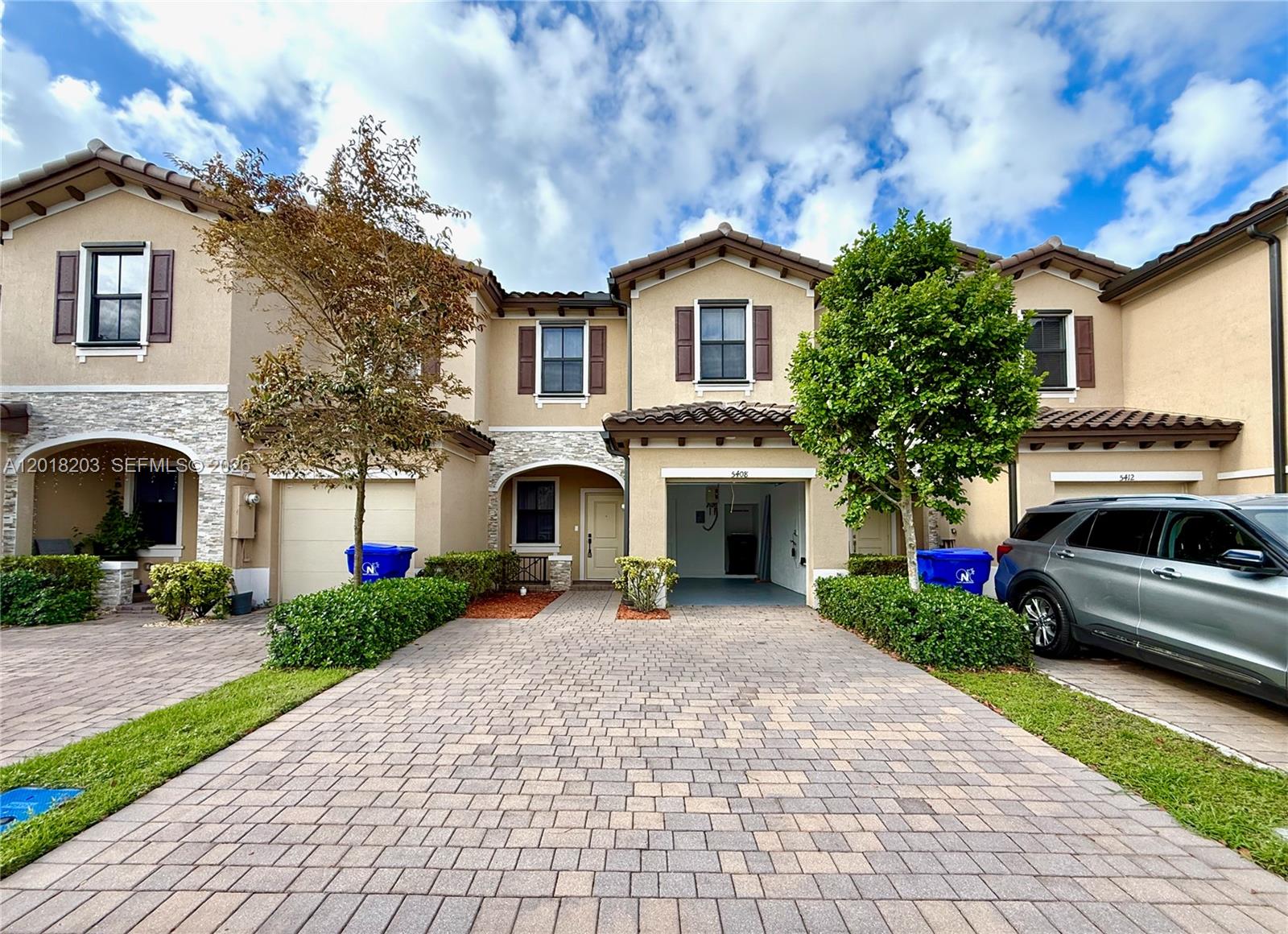 SAVANNAH LANDINGS - Residential
