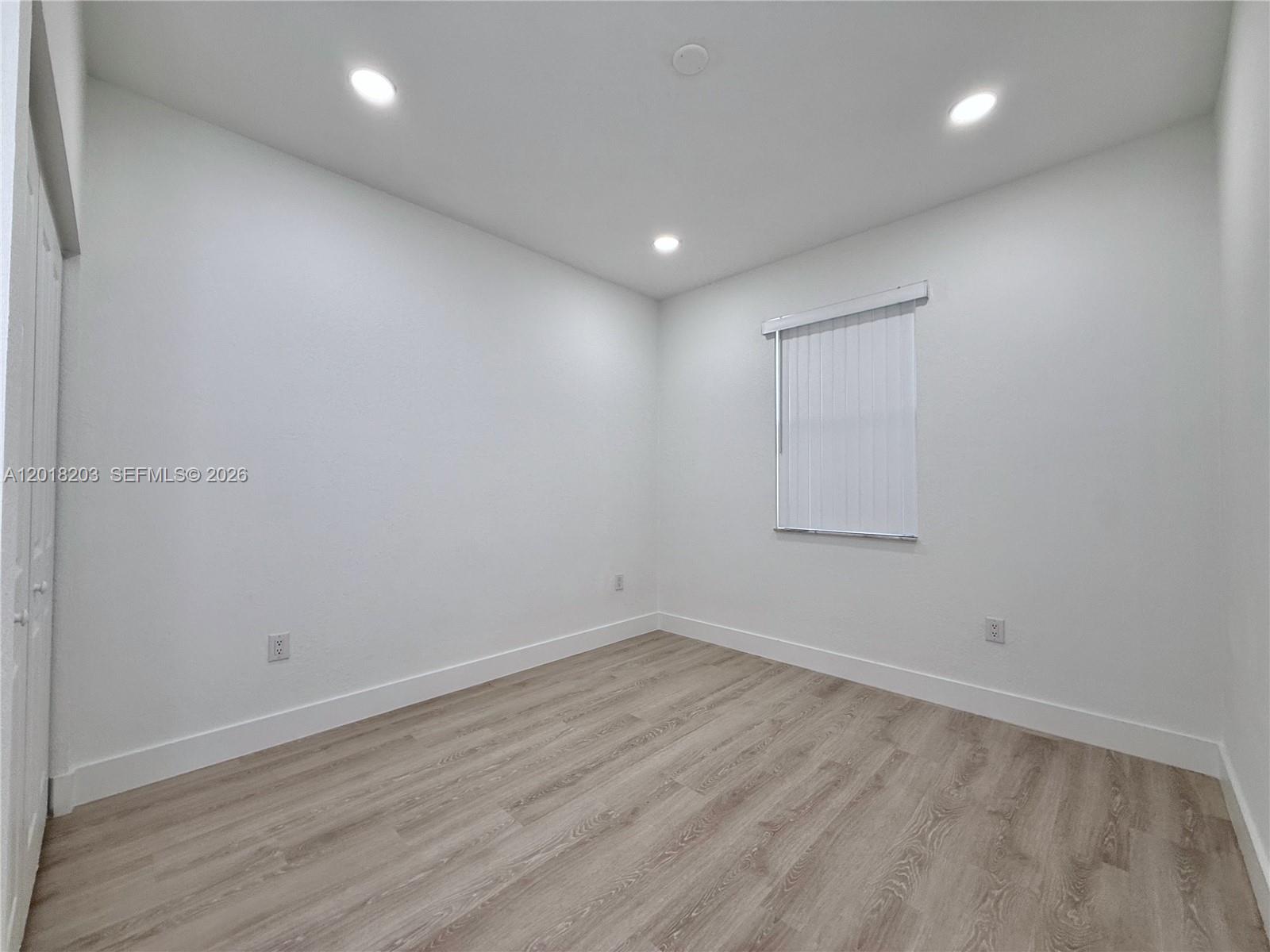 SAVANNAH LANDINGS - Residential
