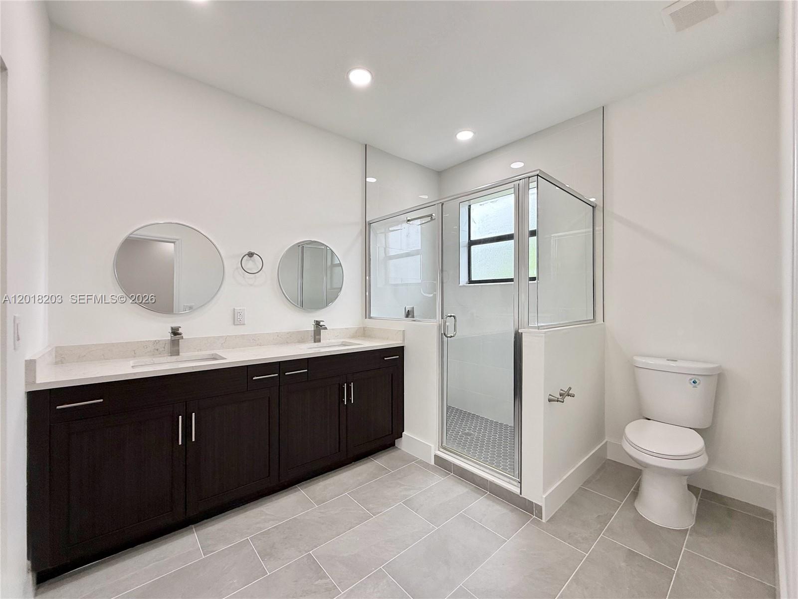 SAVANNAH LANDINGS - Residential