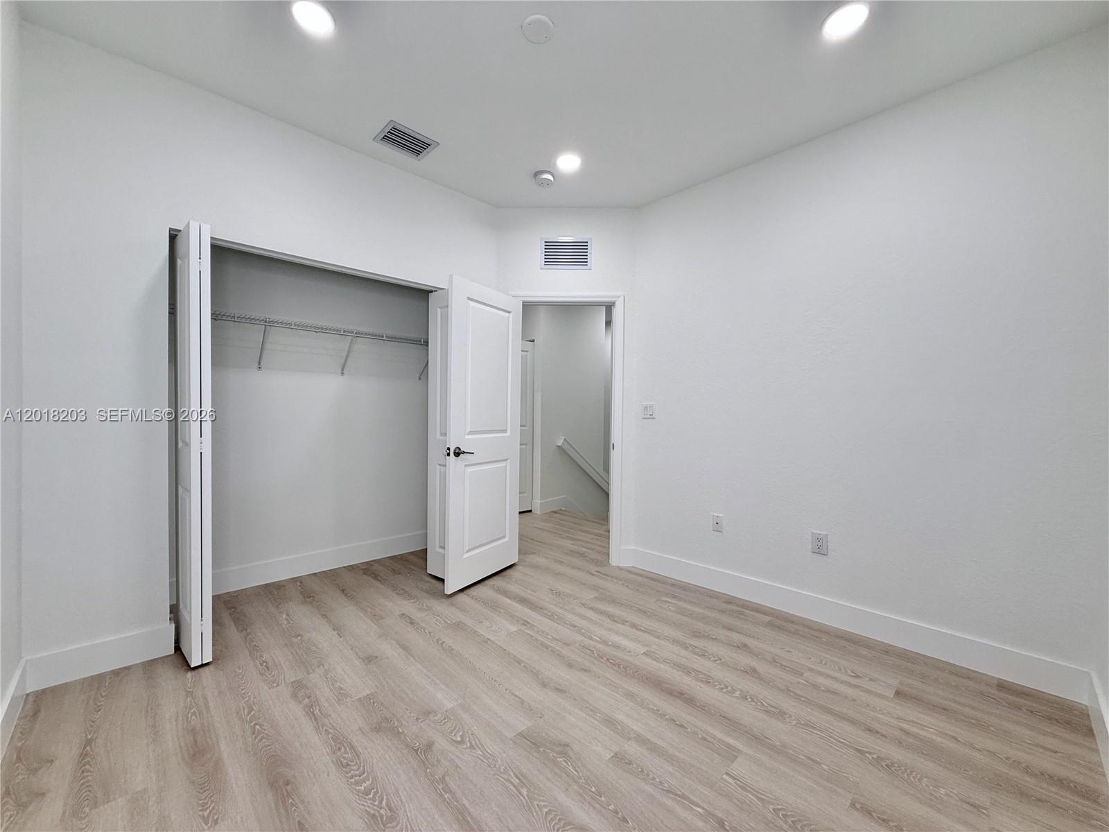 SAVANNAH LANDINGS - Residential