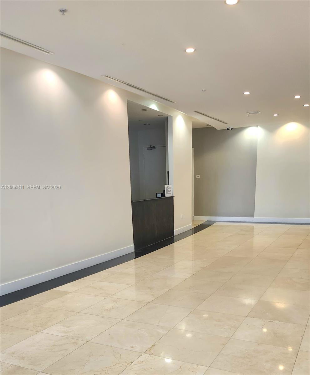 EDGEWATER LOFTS CONDO - Residential