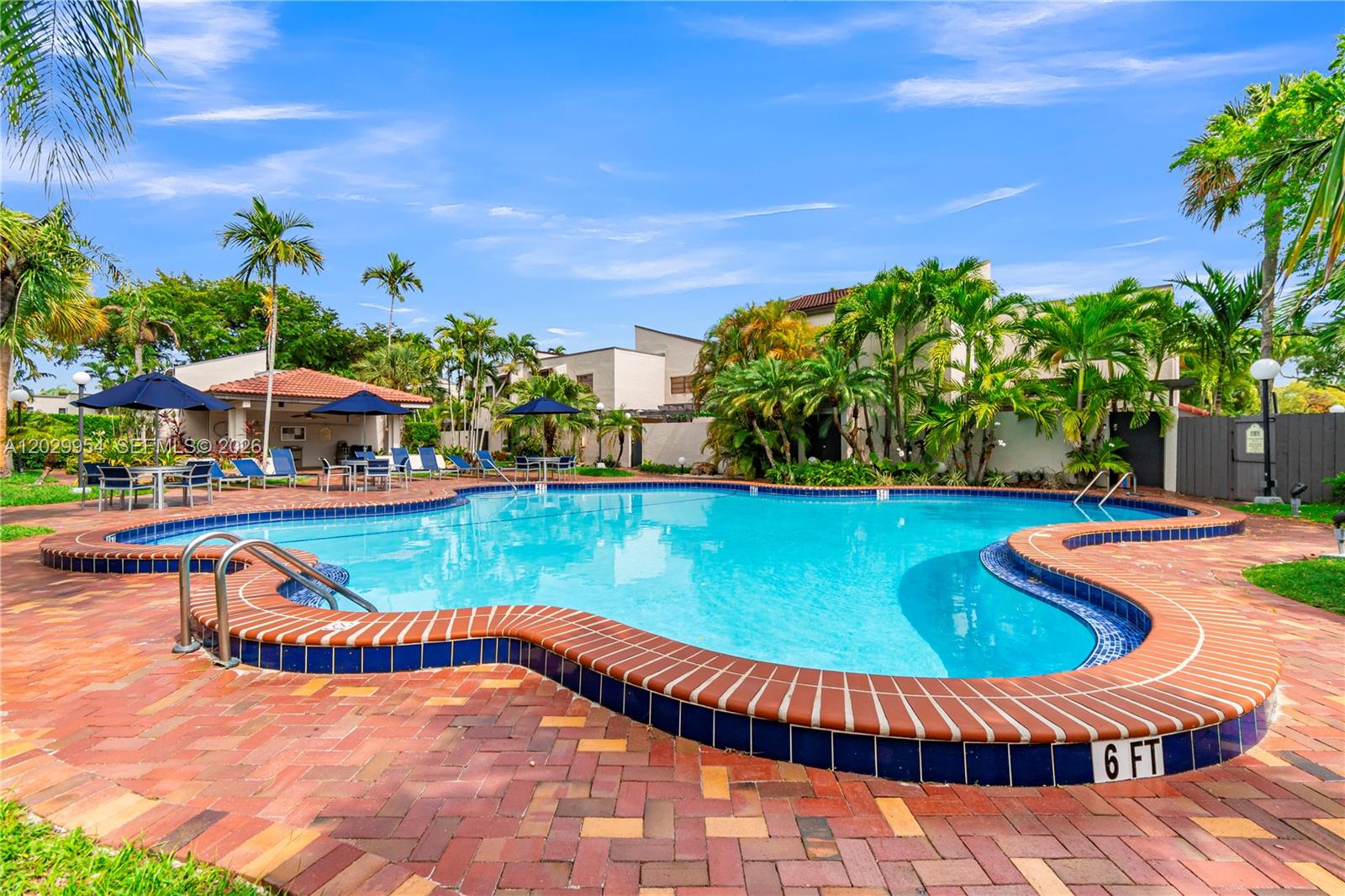 OASIS NO 1 CONDO - Residential