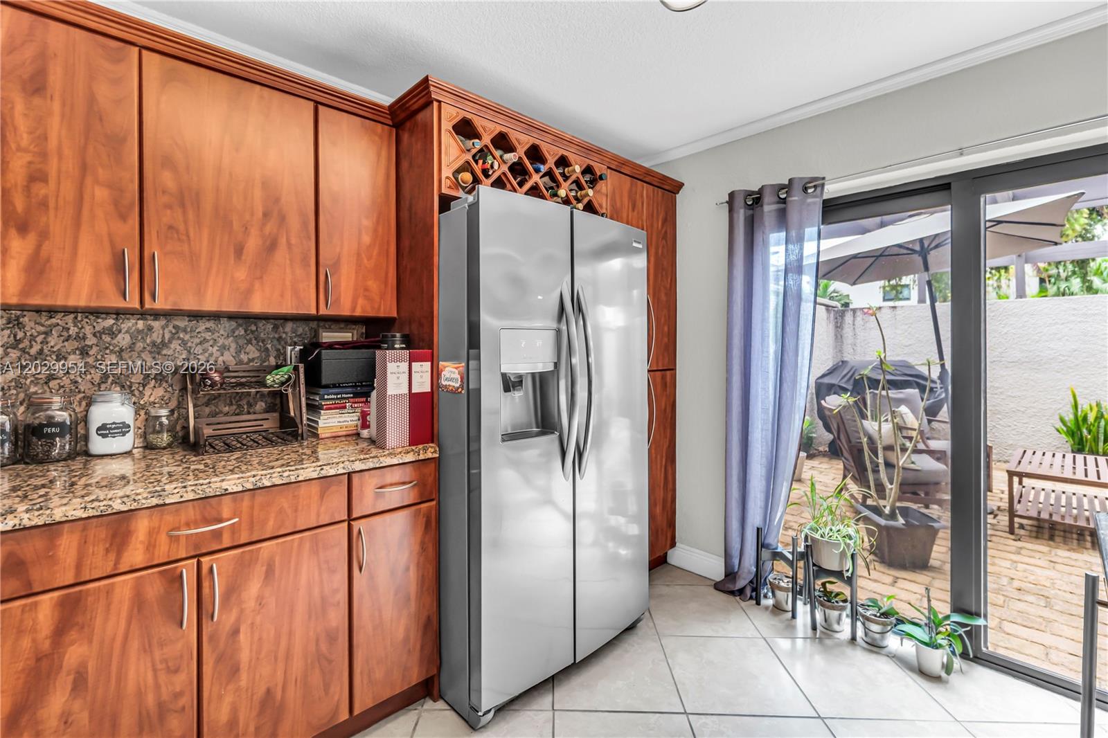 OASIS NO 1 CONDO - Residential
