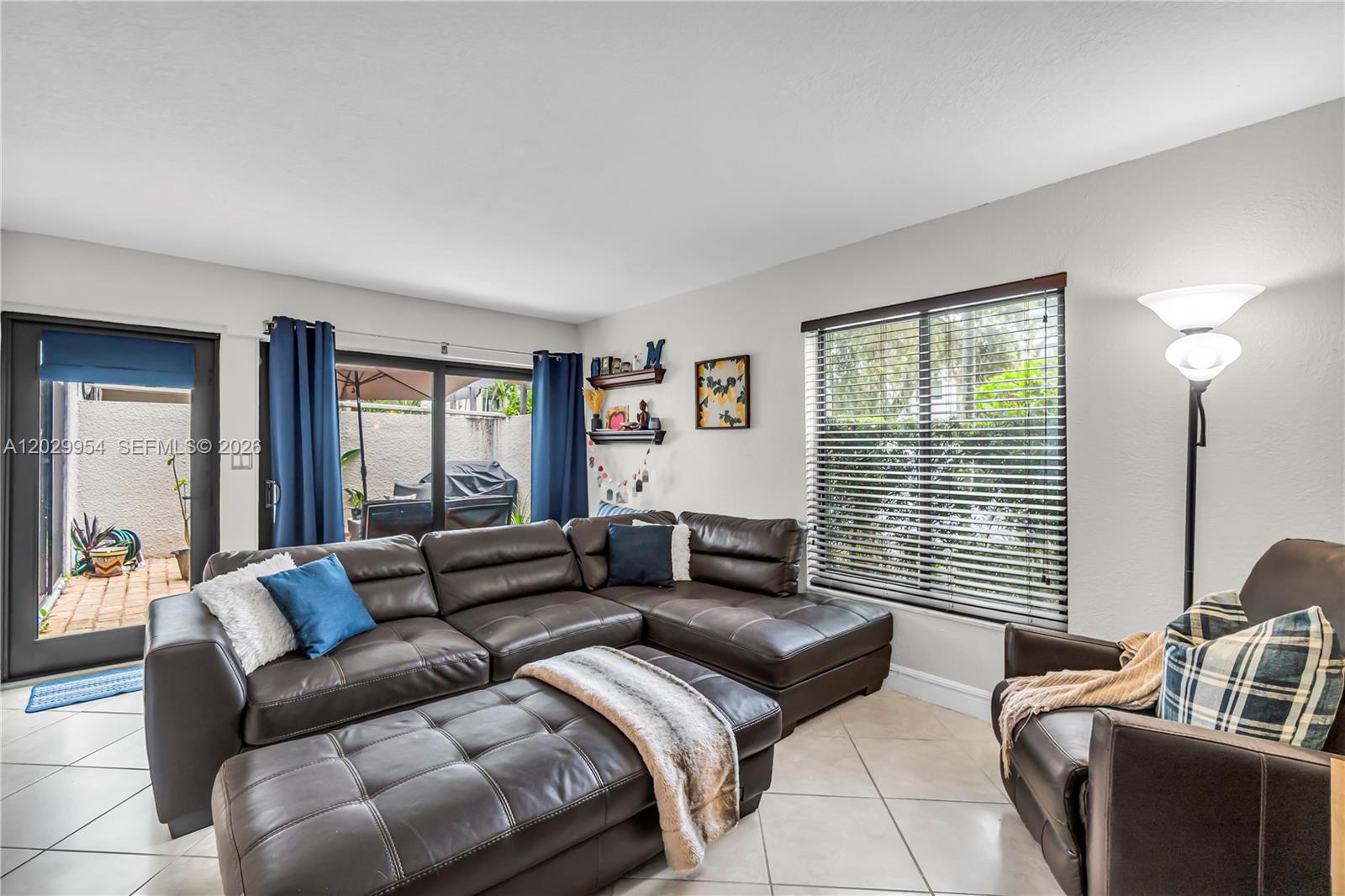 OASIS NO 1 CONDO - Residential