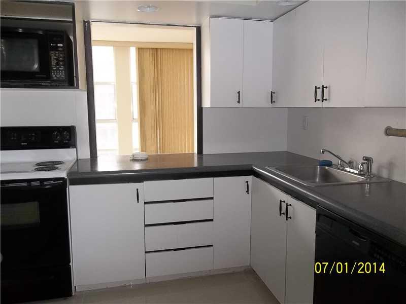 DE SOTO PARK CONDO - Residential Lease