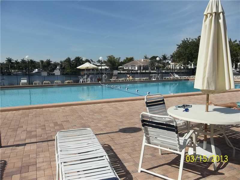 DE SOTO PARK CONDO - Residential Lease