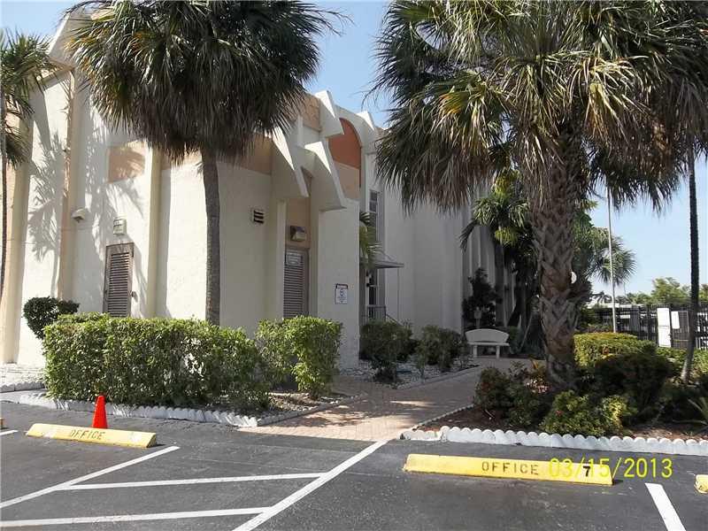 DE SOTO PARK CONDO - Residential Lease